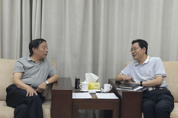 省司法廳黨委書記、廳長牛紀(jì)南一行前往建筑設(shè)計院<br/>檢查驗(yàn)收“七五”普法工作